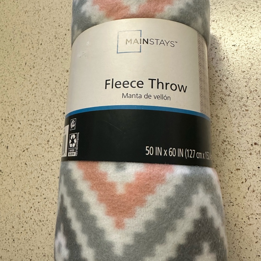 Mainstays Fleece Throw Blanket